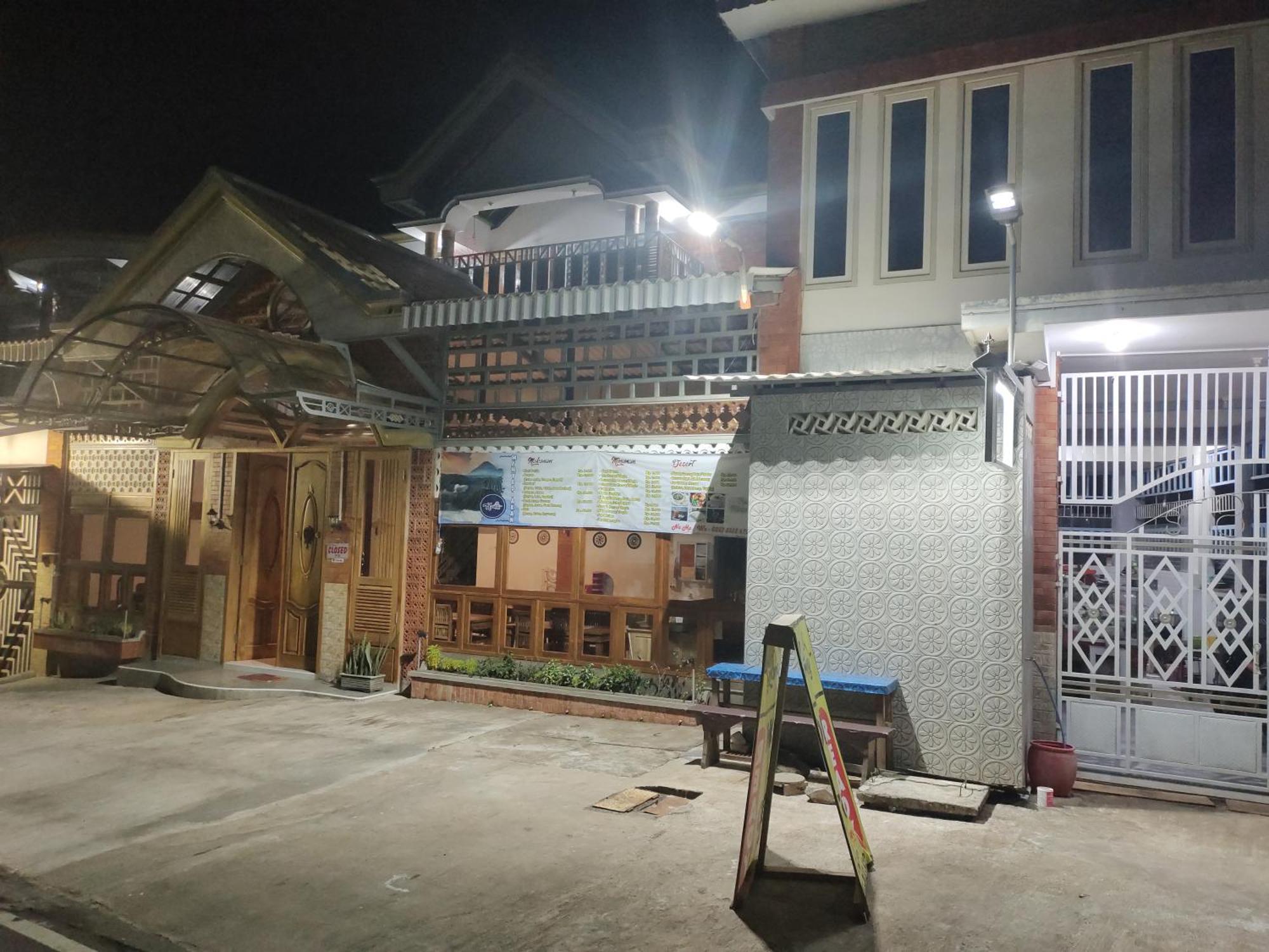 Harmony Resto&Homestay Lambangkuning Zewnętrze zdjęcie